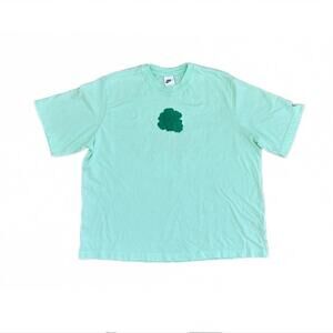 Nike Women's Sportswear Mama’s Got Sole‎ Boxy Fit T-Shirt in Green Size L